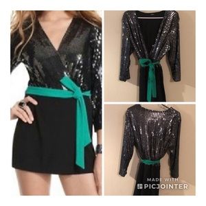 Cute romper long sleeve sequins!